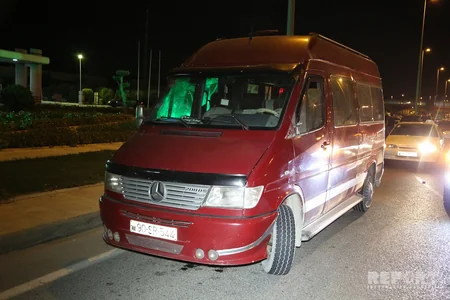 Bakıda mikroavtobus piyadanı vurub, digər maşın isə üzərindən keçib - FOTO - VİDEO - YENİLƏNİB