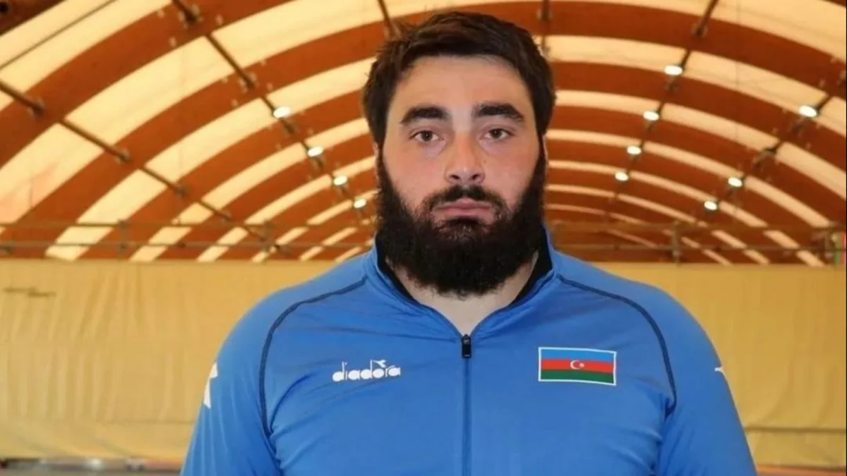 ЧЕ: Азербайджанские борцы вышли в полуфинал