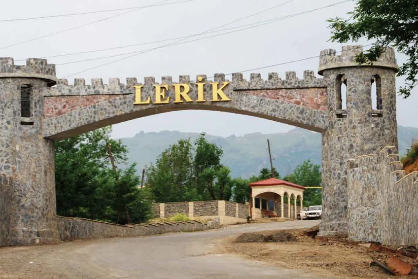 Lerikdə pensiya yaşına çatmış 42 müəllim yenidən işə götürülüb