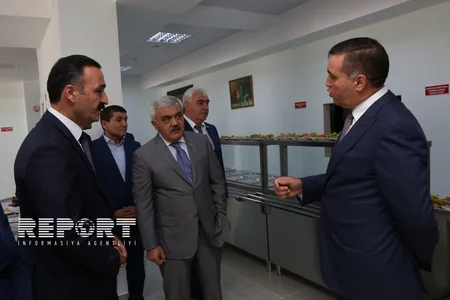 ​Azərbaycan Dövlət Neft Şirkətinin rəhbərliyi Çilov adasına səfər edib - FOTO