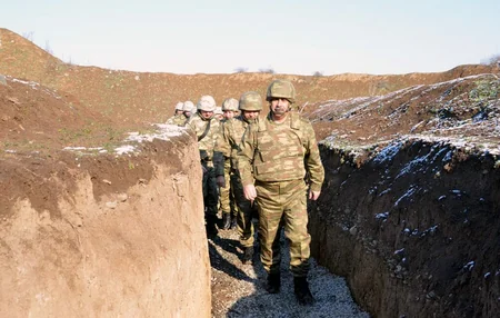 Azerbaijani Defence Minister inspects readiness of military units on frontline