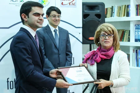 “Könüllülük: Uğurun formulu” kitabının imza günü keçirilib - FOTO