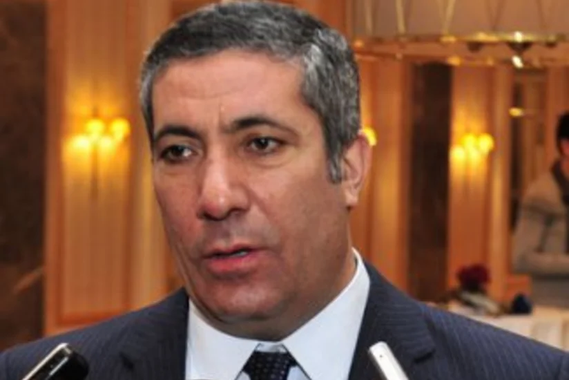 Siyavuş Novruzov magistrlara möhlət hüququnun verilməsinin qanun layihəsinə salınmasının əleyhinə çıxıb