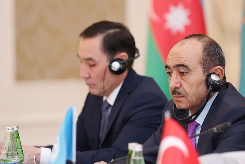 Əli Həsənov AzTV və İTV-nin türkdilli ölkələrdə yayımına icazə verilməsini təklif edib