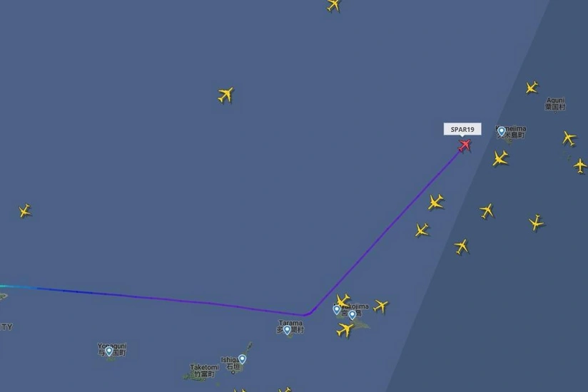 Çinin hədələri havada qaldı, Nensi Pelosinin təyyarəsi Tayvanı tərk edib