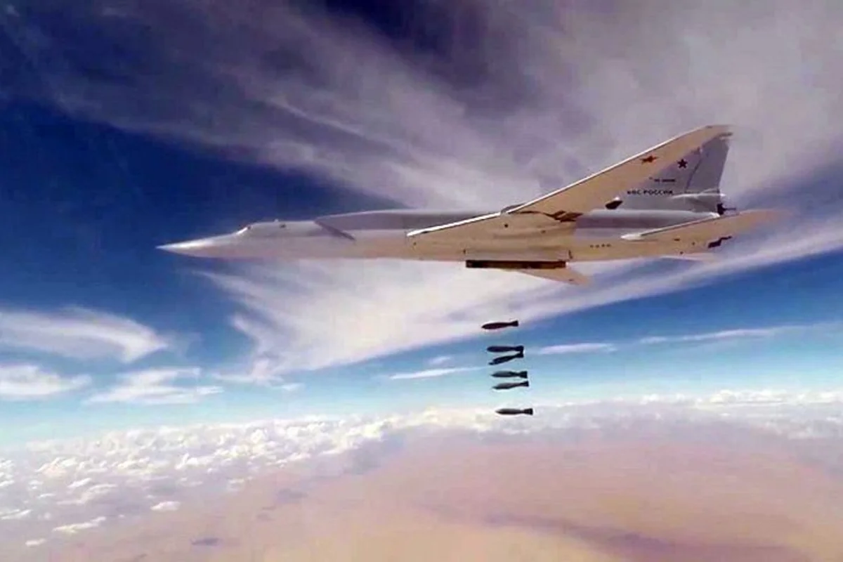 Rusiyanın altı bombardımançı təyyarəsi Suriyada İŞİD-in mövqelərinə zərbə endirib