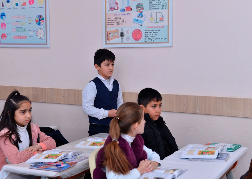 IV sinif şagirdlərinin yerdəyişməsi dayandırılıb