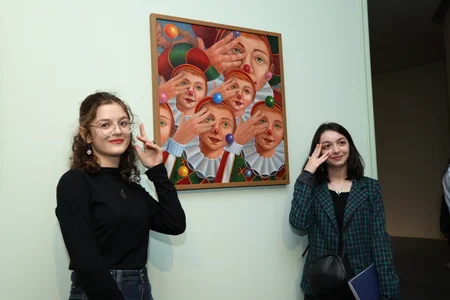 Heydar Aliyev Center hosts Brazilian artist`s exhibition Reflection of Eternity