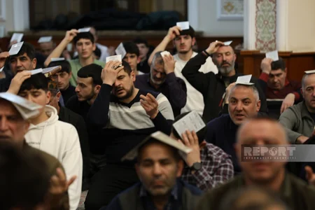 Bakıda Qədr gecəsi keçirilir - FOTOREPORTAJ