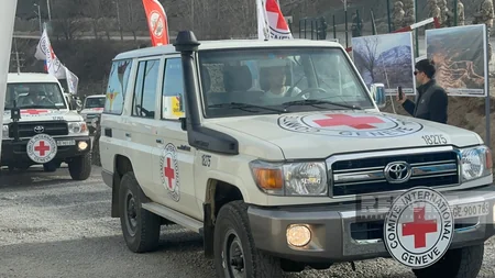 По дороге Ханкенди-Лачын беспрепятственно проехали автомобили МККК