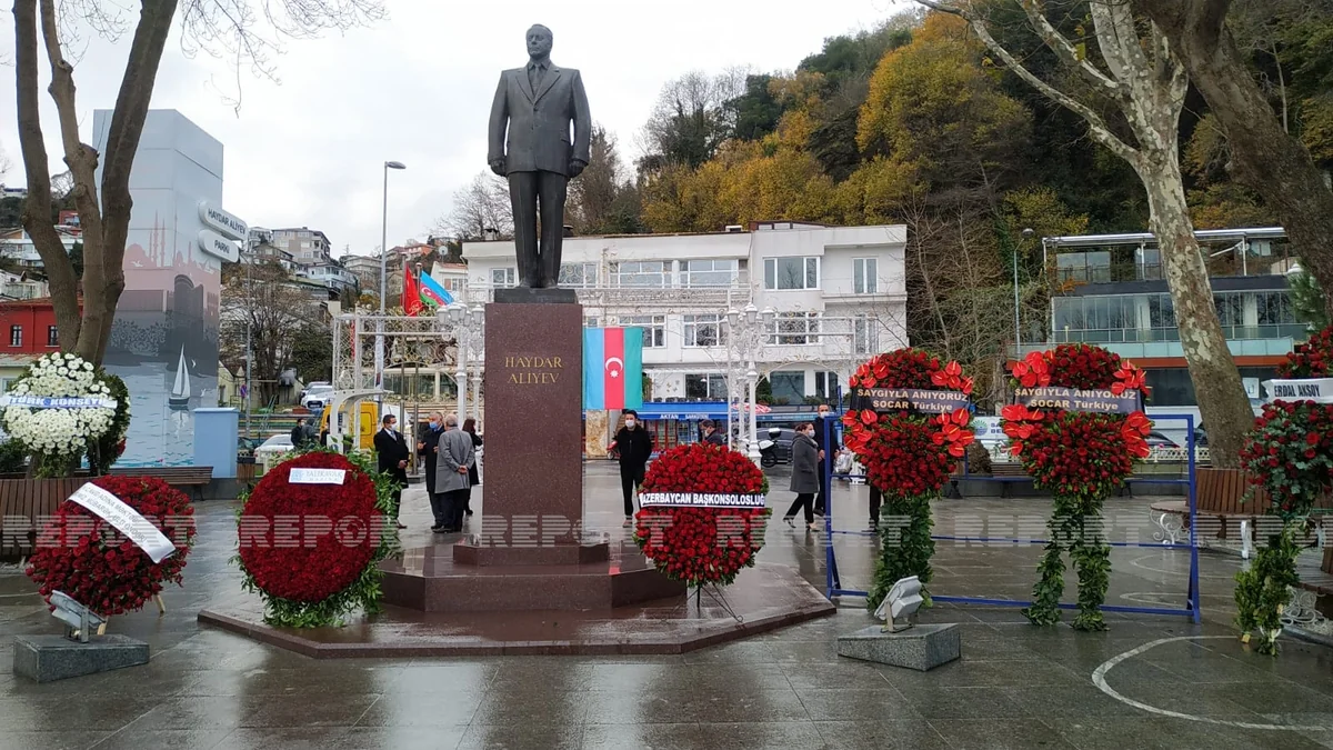 İstanbulda Heydər Əliyevin vəfatının ildönümü ilə bağlı anım mərasimi keçirilib