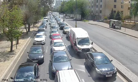 Bakıda qəza olub, yolda sıxlıq yaranıb