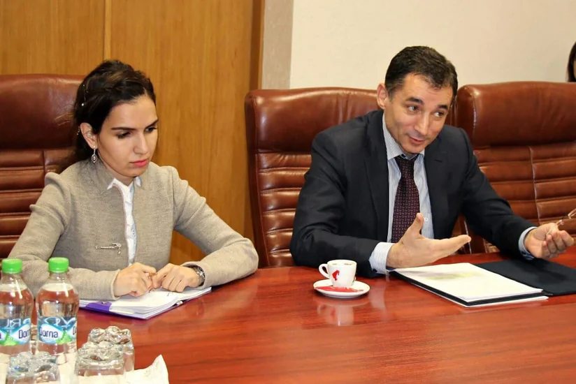Azərbaycan səfiri Moldovanın iqtisadiyyat naziri ilə görüşüb