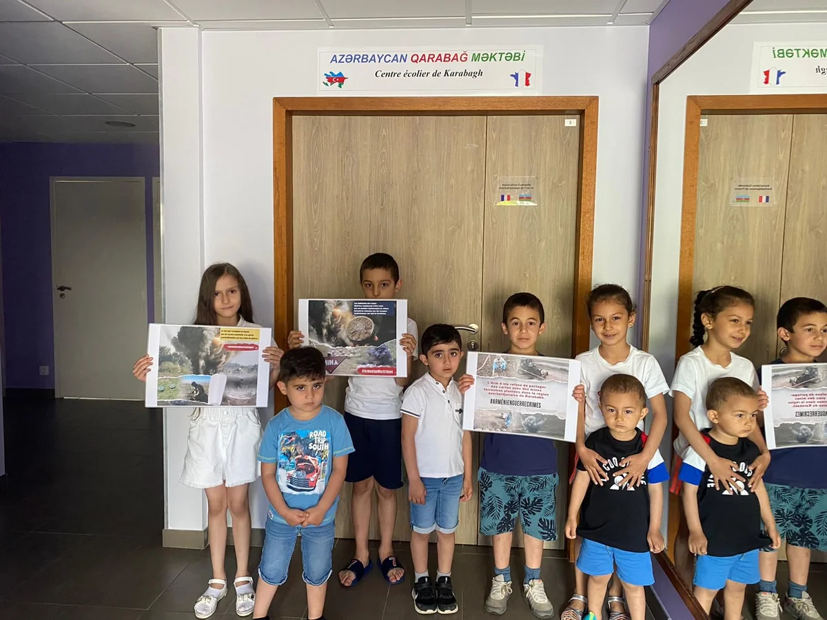 Qarabağ məktəbinin şagirdləri Fransa ictimaiyyətinin diqqətini mina təhlükəsinə cəlb ediblər