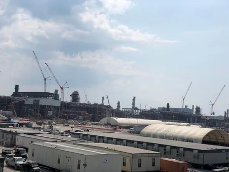 US share in growing demand for LNG - REVIEW