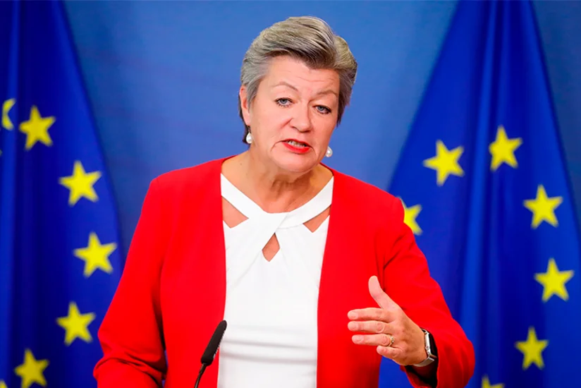 Еврокомиссар по внутренним делам заявила, что ЕС без мигрантов будет парализован
