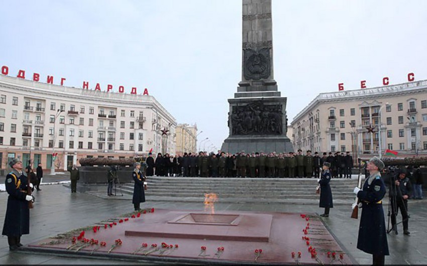 Zakir Həsənov Belarus Silahlı Qüvvələrinin 100 illiyinə həsr olunmuş tədbirlərdə iştirak edib