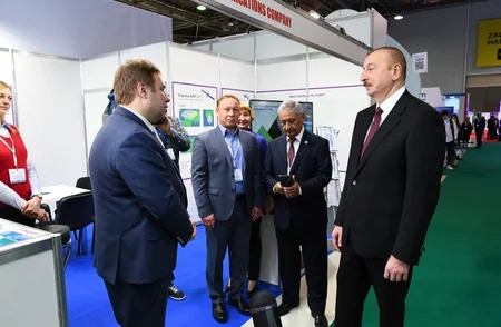 Prezident İlham Əliyev “Bakutel-2019” sərgisi ilə tanış olub - YENİLƏNİB