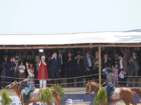 Turkish President watches performance featuring Karabakh horses