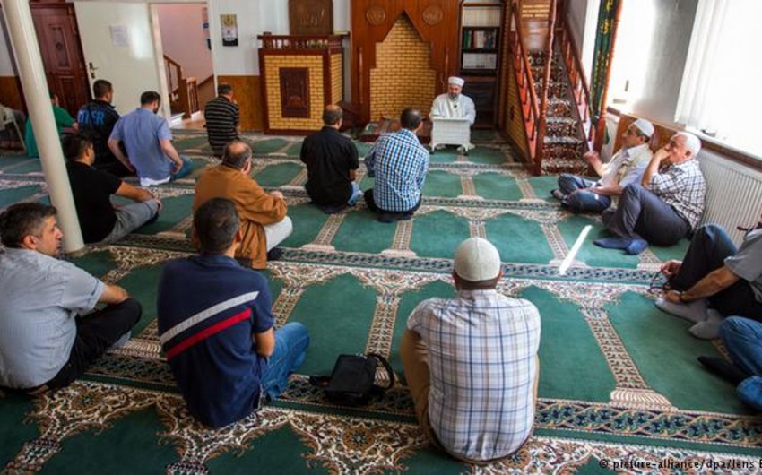 ​İsveçdə həftə ərzində üçüncü dəfə məscidə hücum hadisəsi baş verib