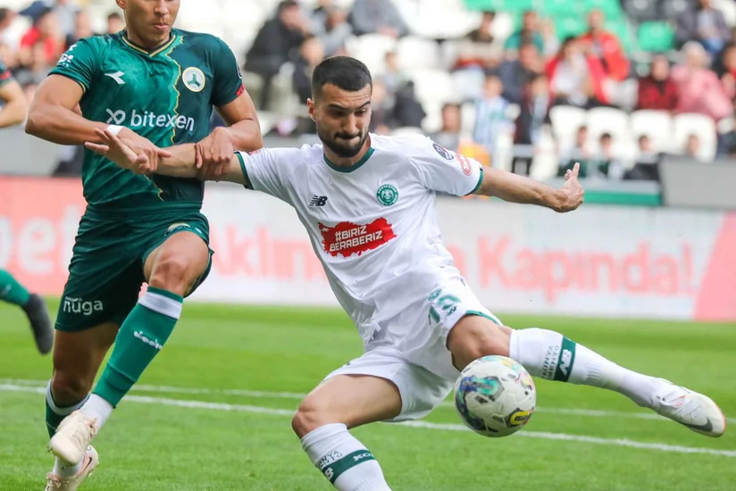 Mahir Emreli Konyasporda rəsmi debüt edib