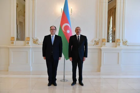 President Ilham Aliyev receives credentials of incoming Latvian and British ambassadors