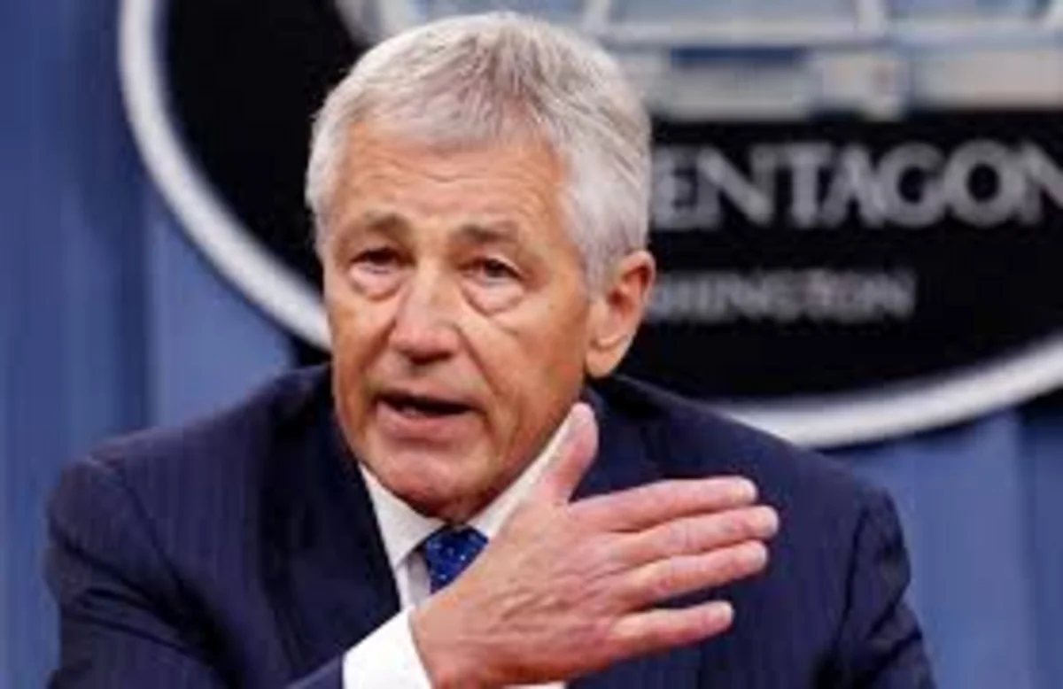 Chuck Hagel: US Should Consider Engaging Russia in Anti-ISIL Fight