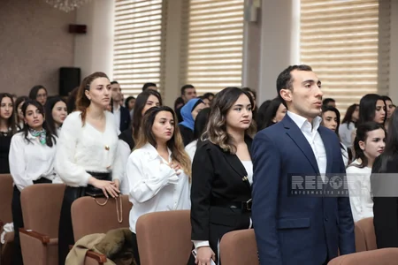 Gənc müəllimlərin forumu keçirilib, Prezidentə dəstək bəyanatı qəbul olunub