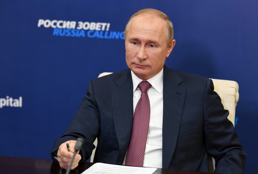 Putin Ukraynanın ilhaq olunan 4 vilayətində hərbi vəziyyət elan edib