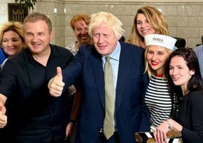 Boris Conson Ukrayna komediyasında rol alıb