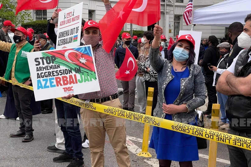 Vaşinqtonda azərbaycanlılar və türklər Baydenə etiraz aksiyası keçiriblər - YENİLƏNİB