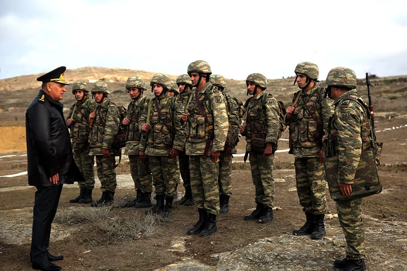 Начальник Генштаба Азербайджанской армии встретился с личным составом Высшего военного училища