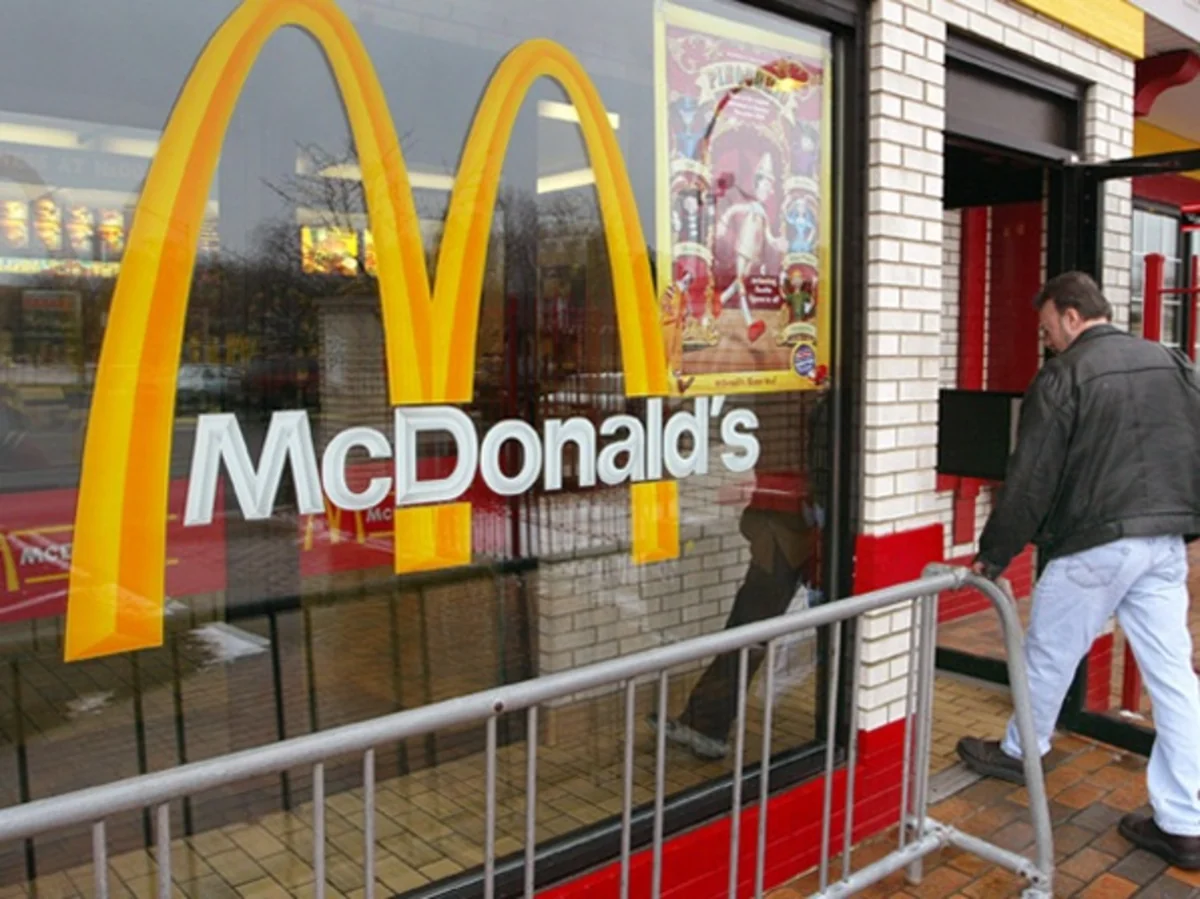 ​McDonald's отказывается от выращенных на человеческих антибиотиках кур