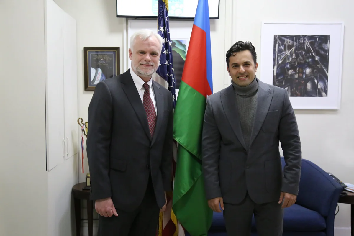 US ambassador meets with Azerbaijani conductor from University of Texas at Austin Symphony Orchestra
