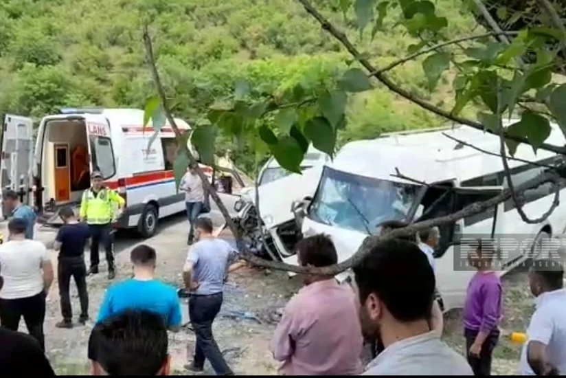Qəbələdə mikroavtobus qəzasında yaralananların 9 nəfəri evə buraxılıb - VİDEO - YENİLƏNİB-3