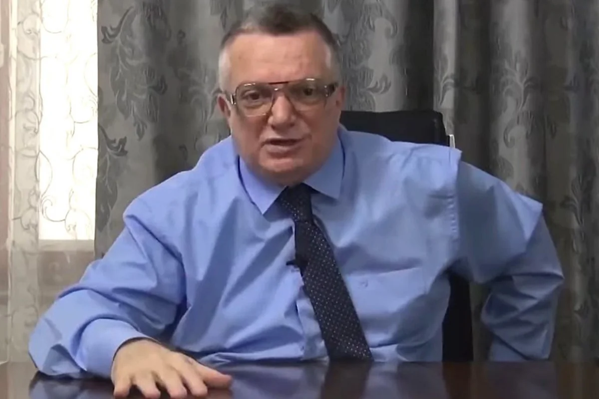 Rusiya DİN İsfəndiyar Vahabzadənin ölkəyə girişinə qadağa qoyub