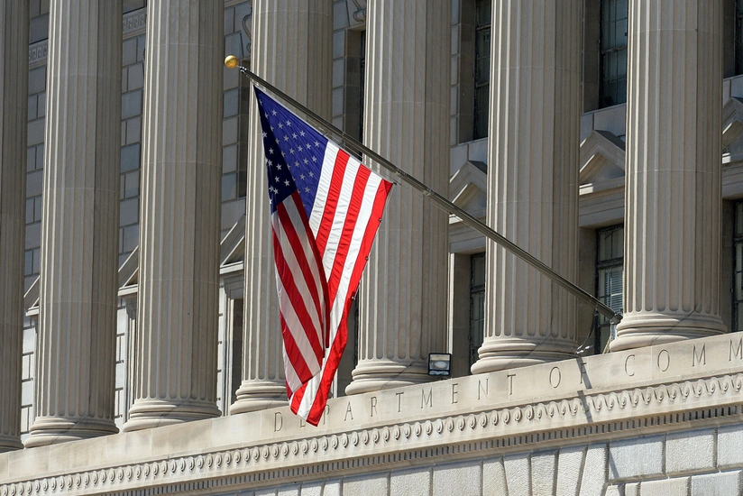 US blacklists dozens of Chinese firms including SMIC