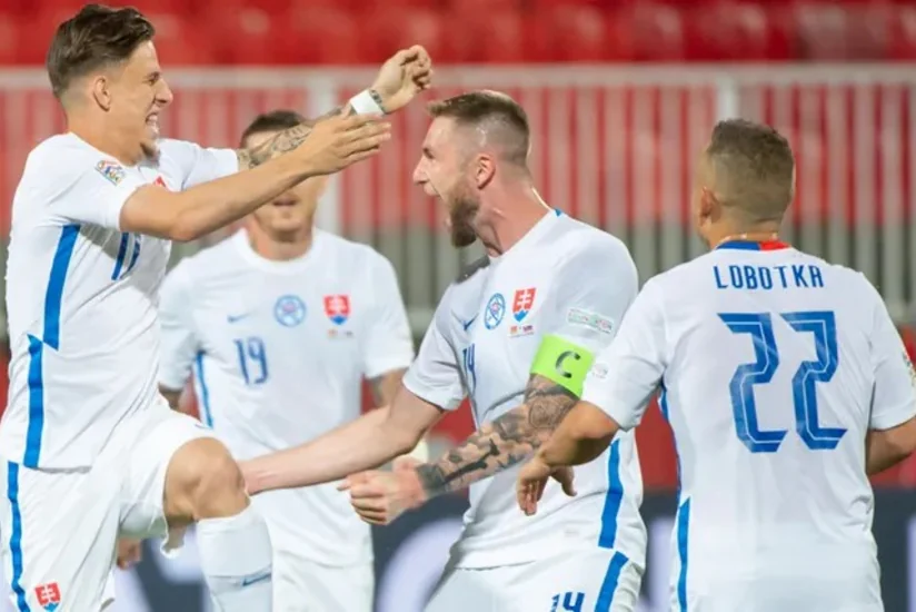 Azərbaycanla oyunda Slovakiya yığmasına iki mütəxəssis rəhbərlik edəcək