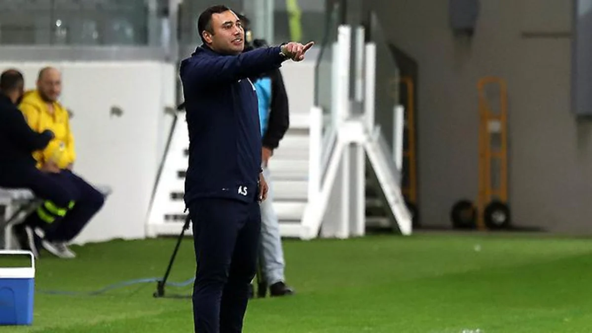 Azərbaycan millisinin baş məşqçisi: Tarixi gün idi