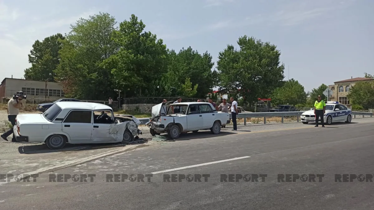 Şəkidə avtomobillər toqquşub, xəsarət alan var