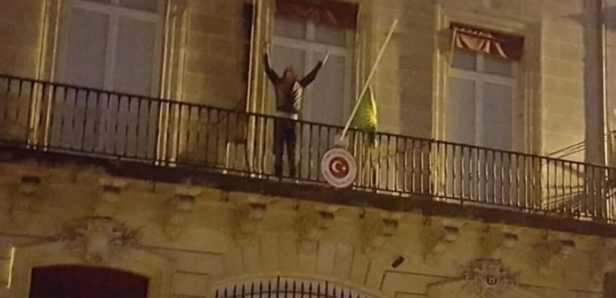 Terrorçu PKK üzvləri Türkiyənin Fransanın Bordo şəhərindəki konsulluğuna basqın edib