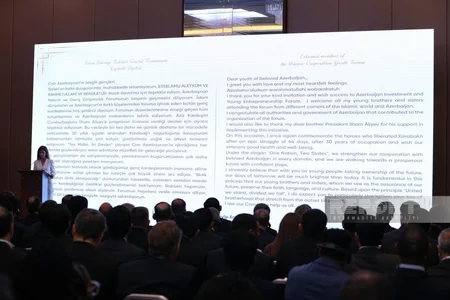 Türkiyə Prezidenti Bakıda keçirilən forumun iştirakçılarına müraciət edib