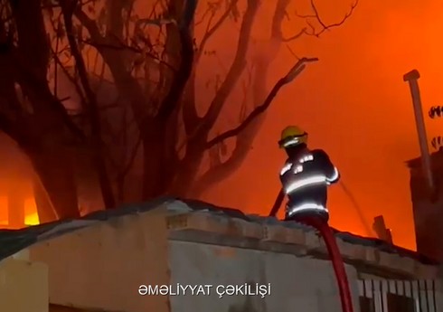 Nəsimi rayonunda yaşayış evindəki yanğın söndürülüb - YENİLƏNİB-2