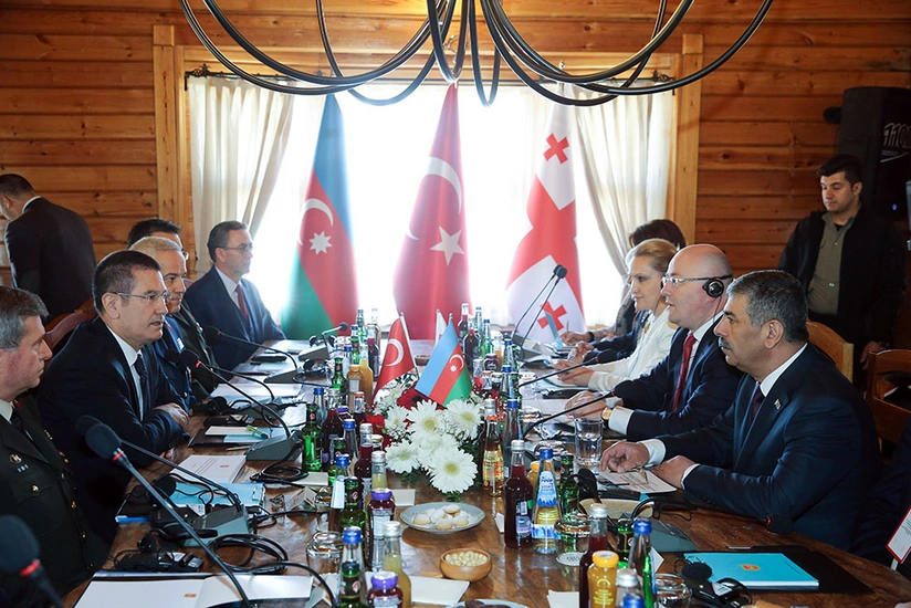 В Турции состоялась встреча министров обороны Азербайджана, Турции и Грузии - ОБНОВЛЕНО