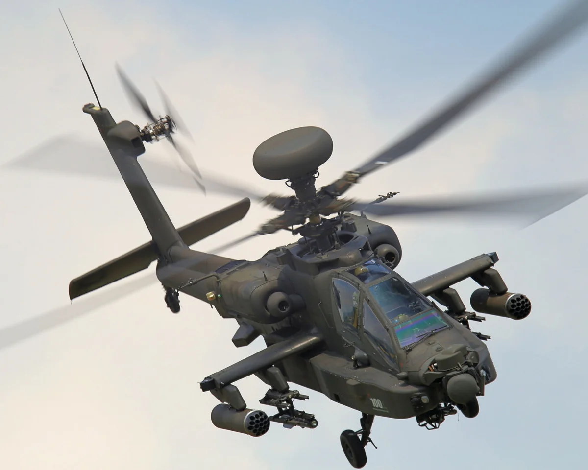 Polşa və ABŞ “Apache” zərbə helikopterinin tədarükü üzrə müqavilə imzalayıb