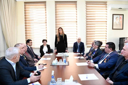 Könül Nurullayevanın seçki qərargahının yaradılması ilə bağlı iclas keçirilib