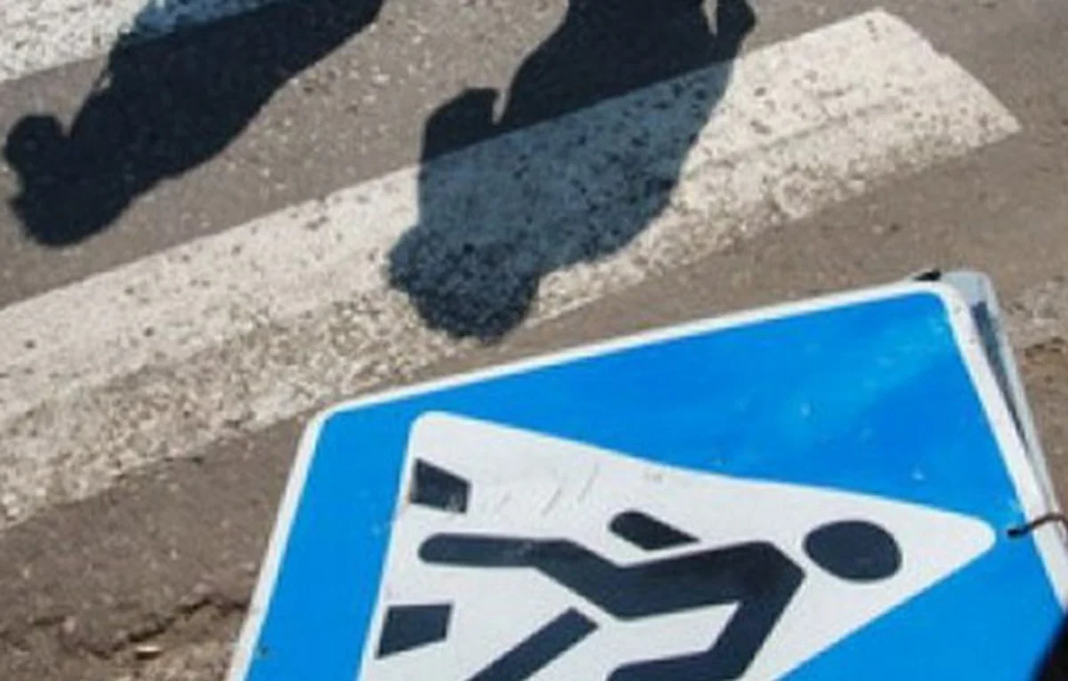 Bakıda avtomobil nənə və azyaşlı nəvəsini vuraraq öldürüb