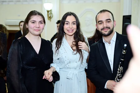 Leyla Əliyeva və Arzu Əliyeva Bakı Musiqi Akademiyasında tələbə və gənclərin konsertini izləyib