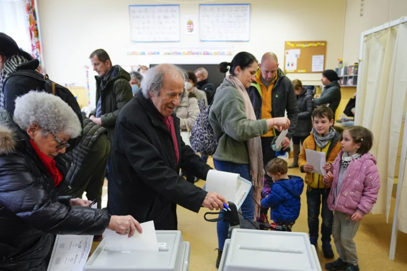 Macarıstanda parlament seçkiləri başa çatıb