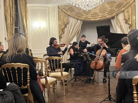 Parisdə Azərbaycanın Müstəqilliyinin Bərpası Günü münasibətilə konsert keçirilib